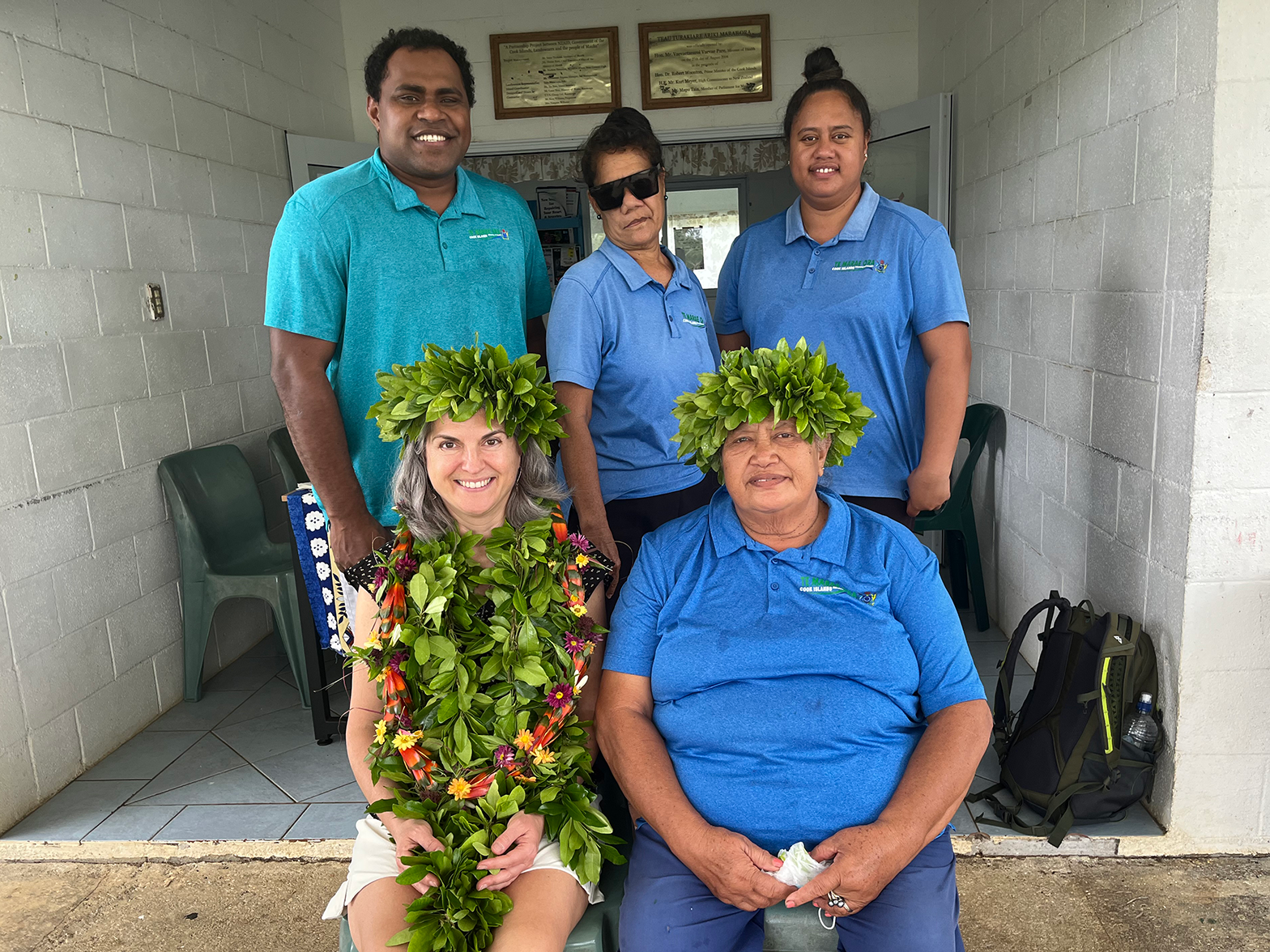 Lisa with the Mauke team